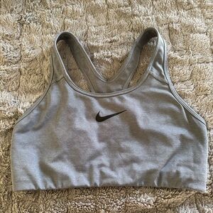 Nike pro sports bra
